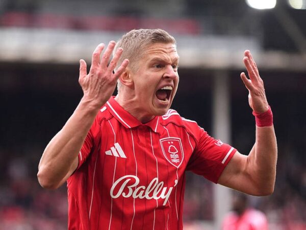 Новини спорту - Зінченко стає зайвим для Ноттінгем Форест: оренду можуть припинити